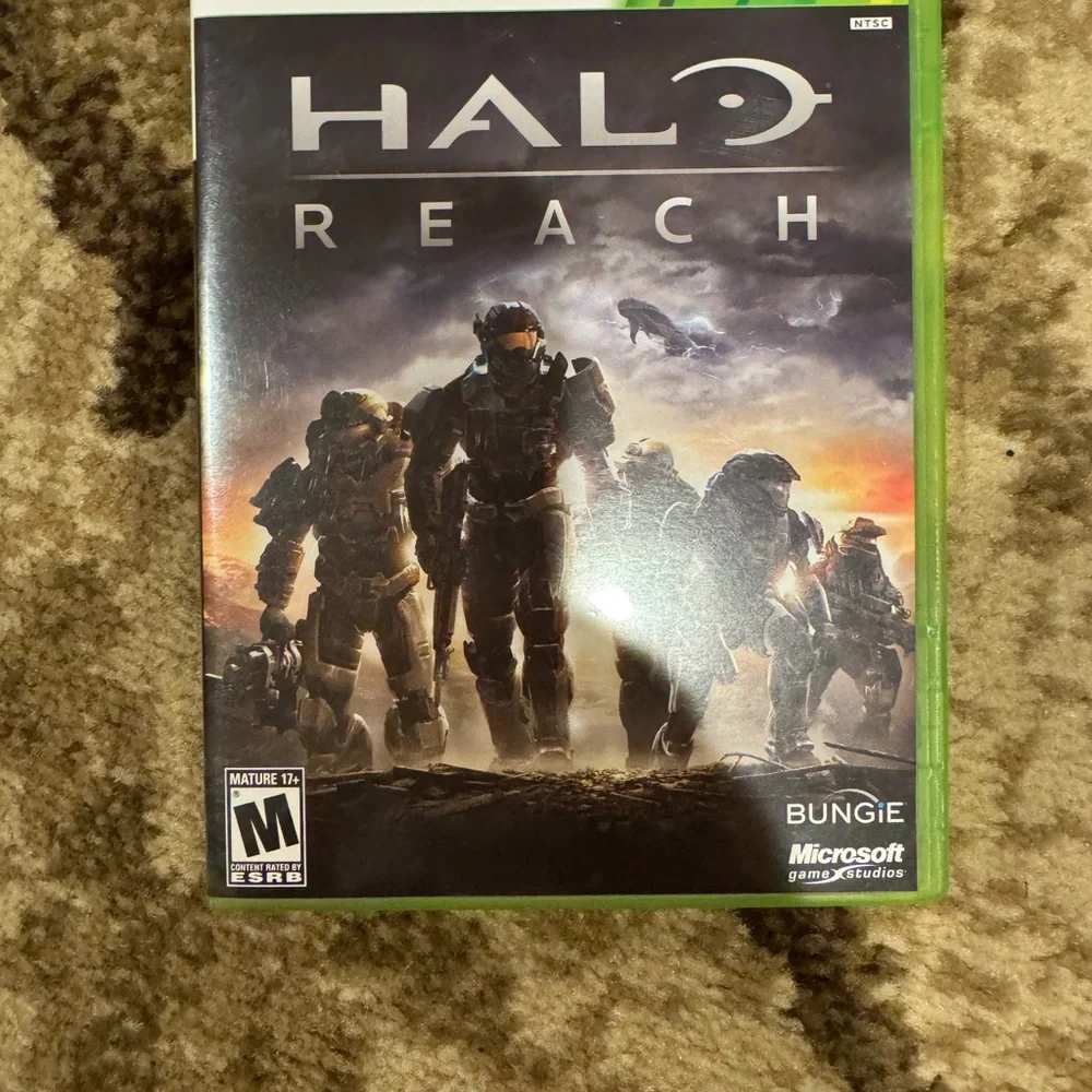 Microsoft Halo Reach Xbox 360 Game - Green Case